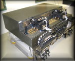Q-Sys, luchtlagersysteem voor laser micromachining van inktjet nozzles